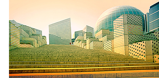 Nicole Lejeune - Le grand escalier de La Défense